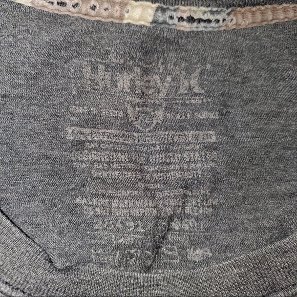 Hurley Men’s T-shirt - Picture 3 of 4